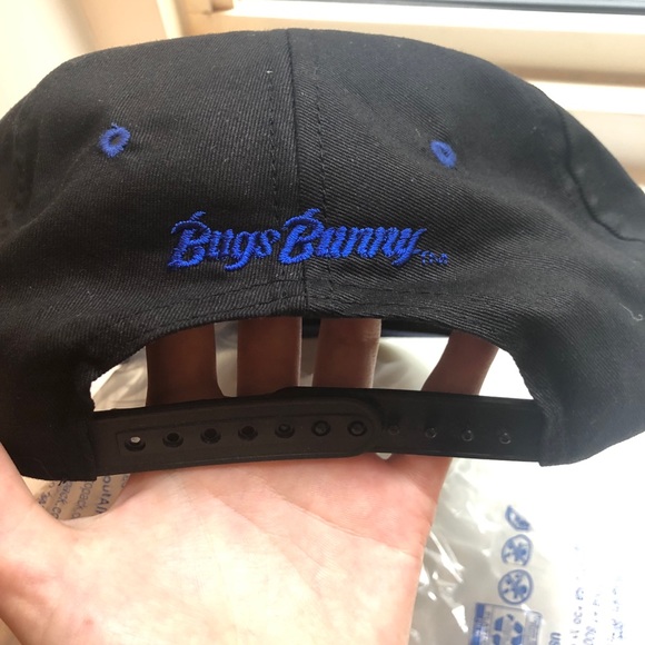 VINTAGE Loony Tunes (Bugs Bunny) Hat - Picture 4 of 6